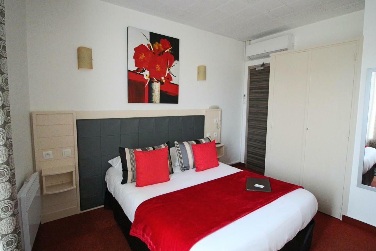 Hotel De La Plage แซ็งต์-ปาเลส์-ซูร์-แมร์ ภายนอก รูปภาพ