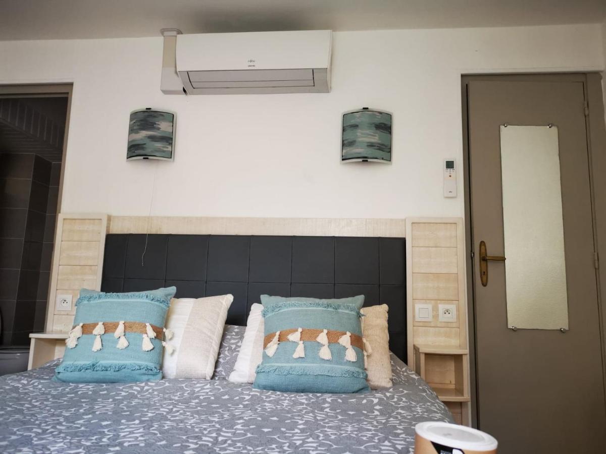 Hotel De La Plage แซ็งต์-ปาเลส์-ซูร์-แมร์ ภายนอก รูปภาพ